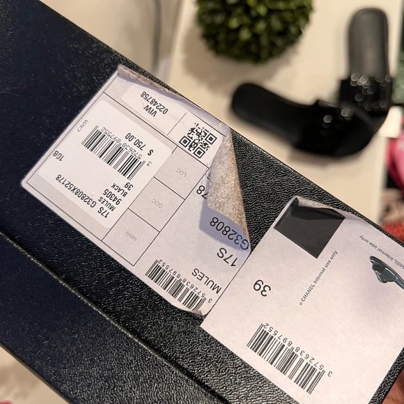 Chanel black slides - Picture 4 of 4
